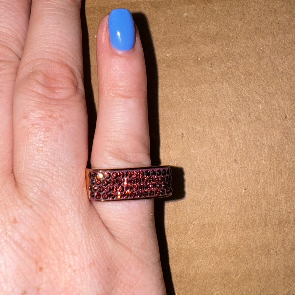 Henri Bendel rocks ring in gold and Burgundy size 6
